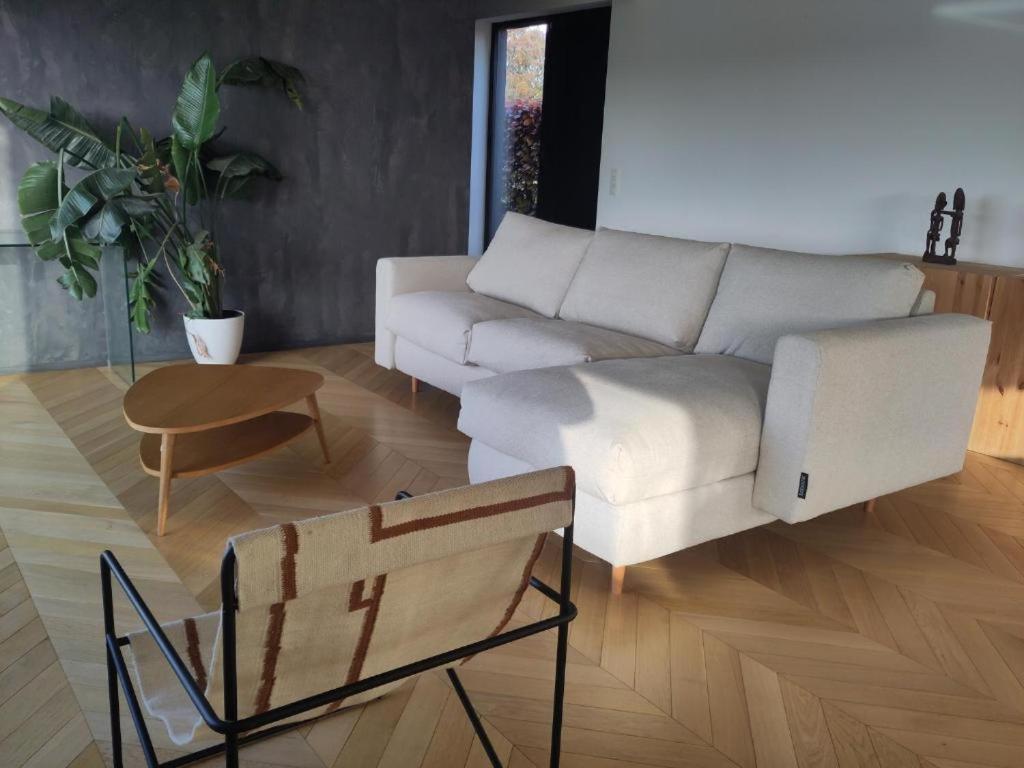ナミュール La Bergerie De Lives Bed & Breakfast エクステリア 写真